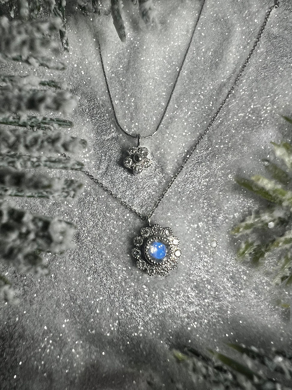 Lil Ice Daisy Pendant Necklace