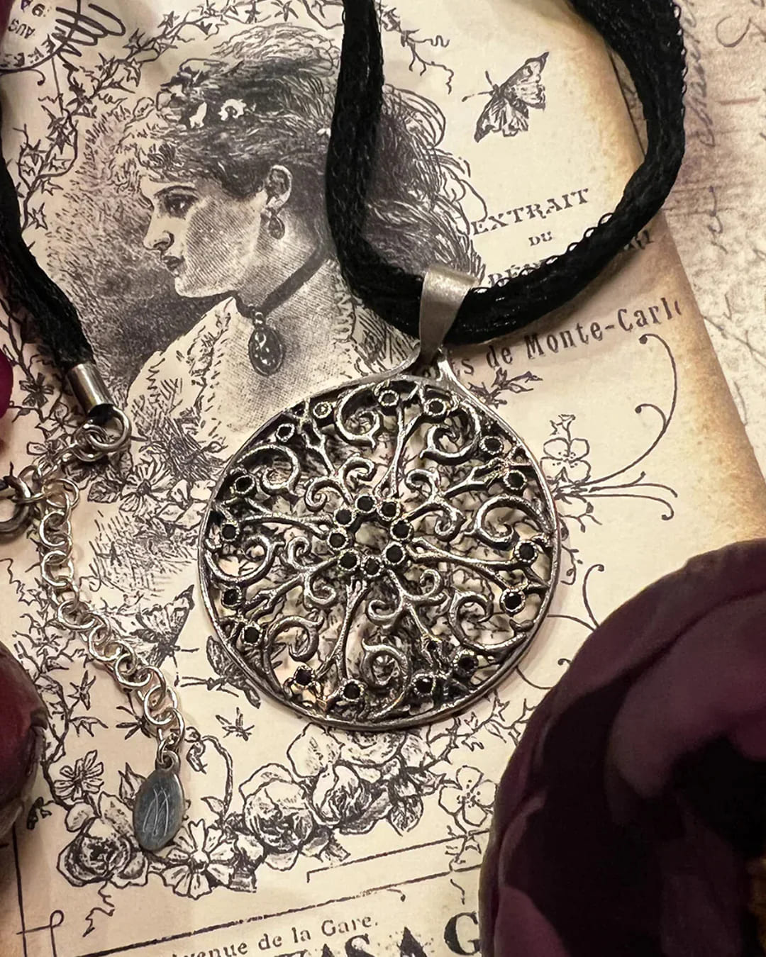 VICTORIAN GOTHIC JEWELRY