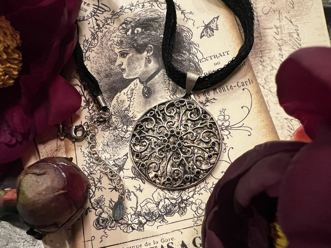 VICTORIAN GOTHIC JEWELRY