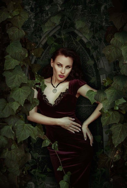 "Gardens Of Adelaide" Black Diamonds Pendant Necklace