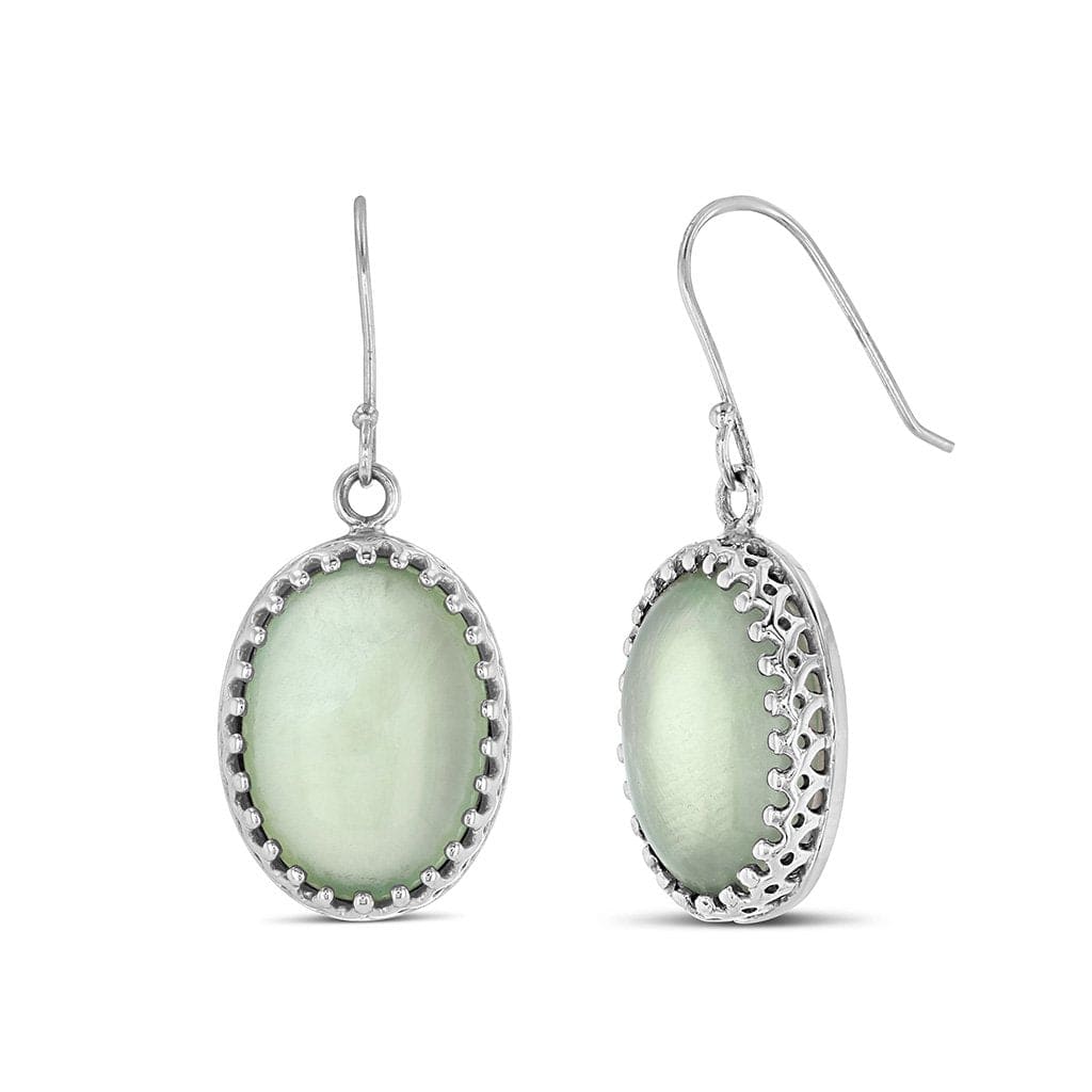 An earring dangle drop of green translucent stones with a diamond shape fencing 