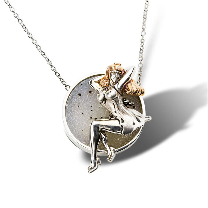 white gold pendant necklace, A novelty theme of a vintage pinup girl pendant in fine gold craftsmanship