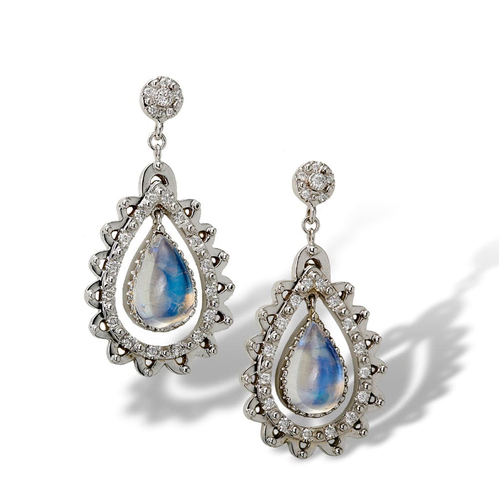 Lady Lace Chandelier Earrings - Earrings